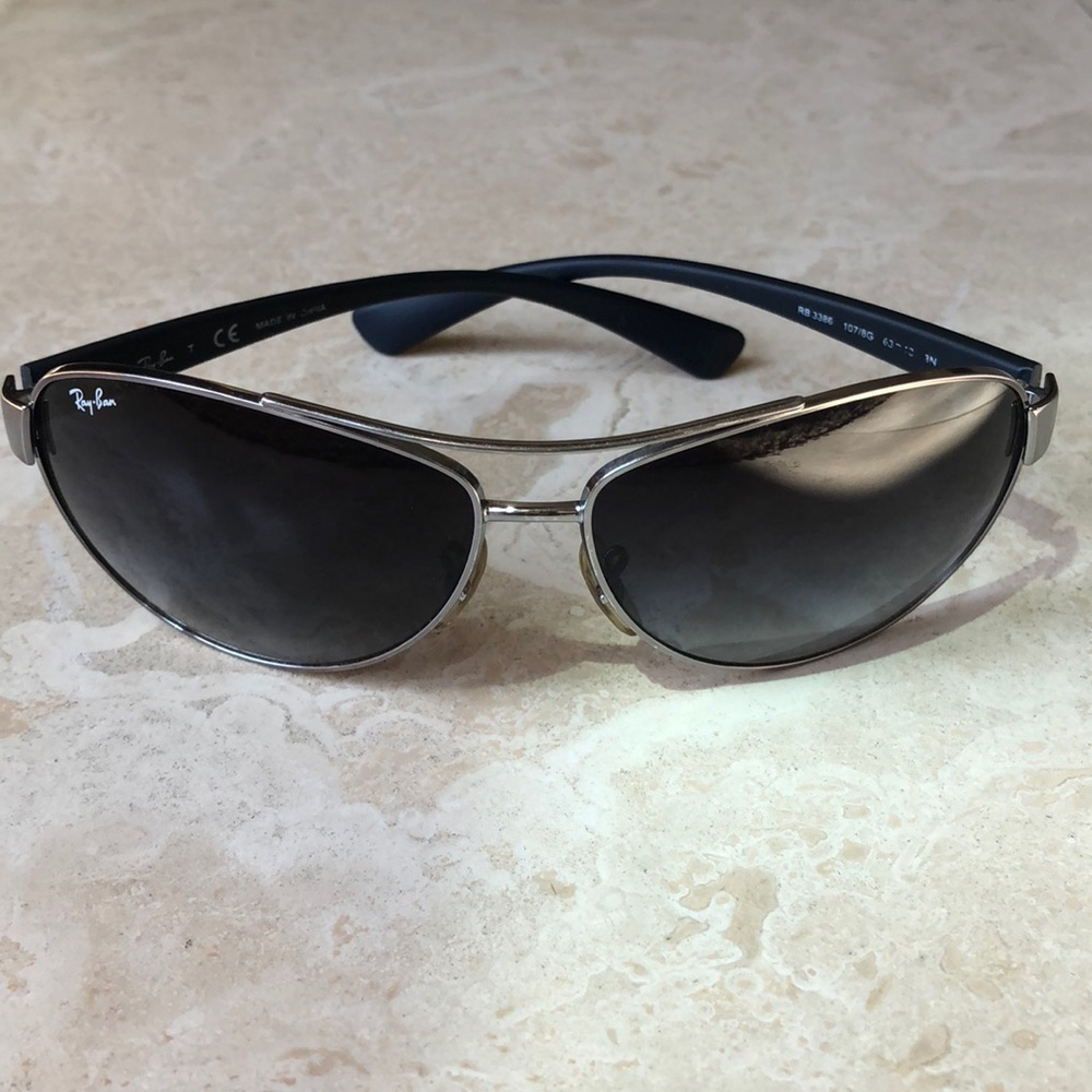 Ray Ban Oversized Aviator Sunglasses
